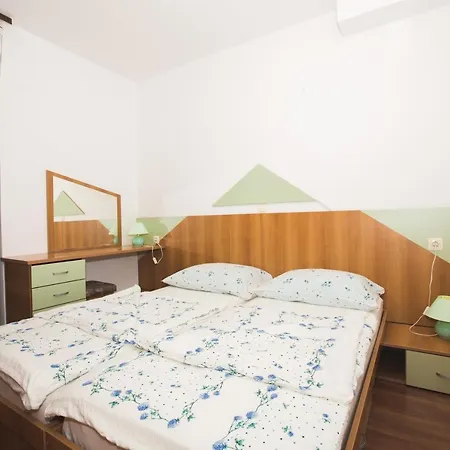 Apartmani Nada & Darko, Kampor, Rab, Hrvatska Exterior photo