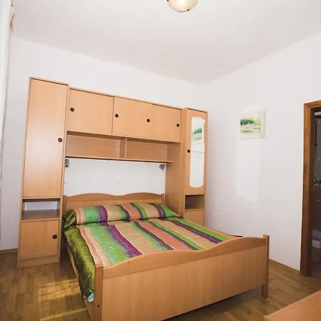 Apartmani Nada & Darko, Kampor, Rab, Hrvatska Exterior photo
