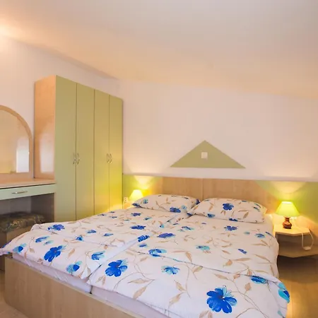 Apartmani Nada & Darko, Kampor, Rab, Hrvatska Exterior photo