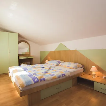 Apartmani Nada & Darko, Kampor, Rab, Hrvatska Exterior photo